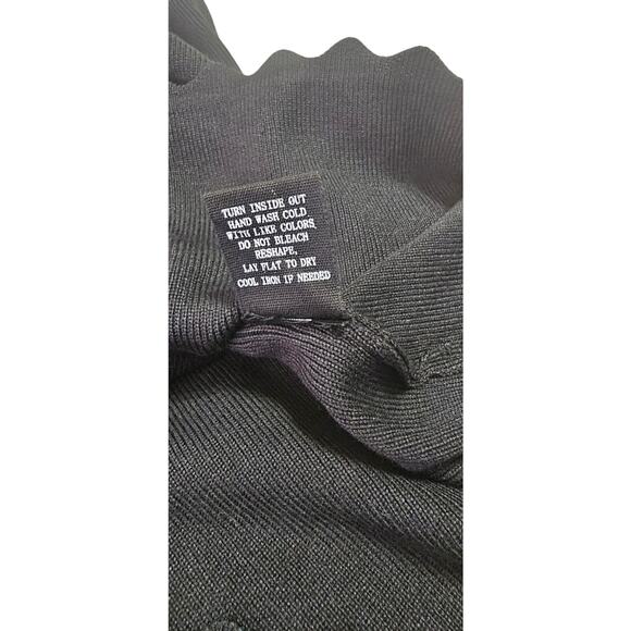 Perch sweater tank top with scalloped hem - Picture 4 of 5